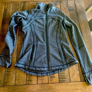 Lululemon jacket size 10